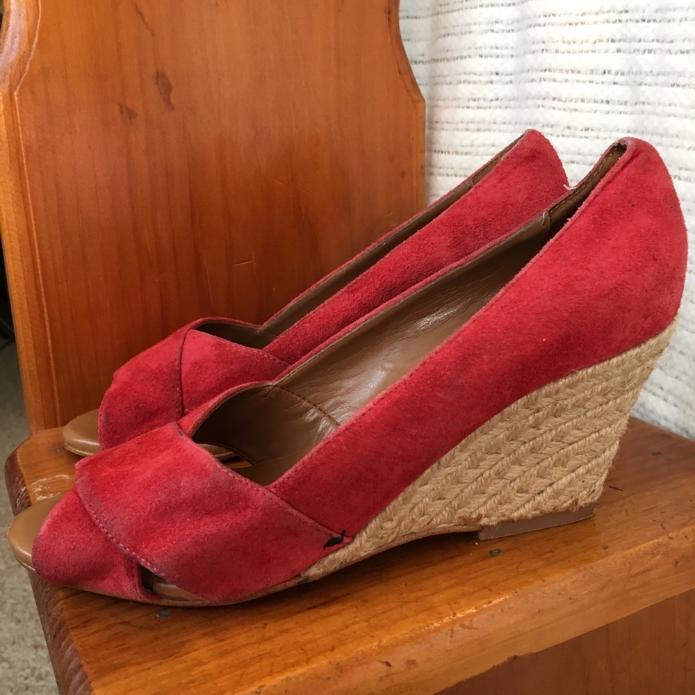 Red Heels - Picture 3 of 5